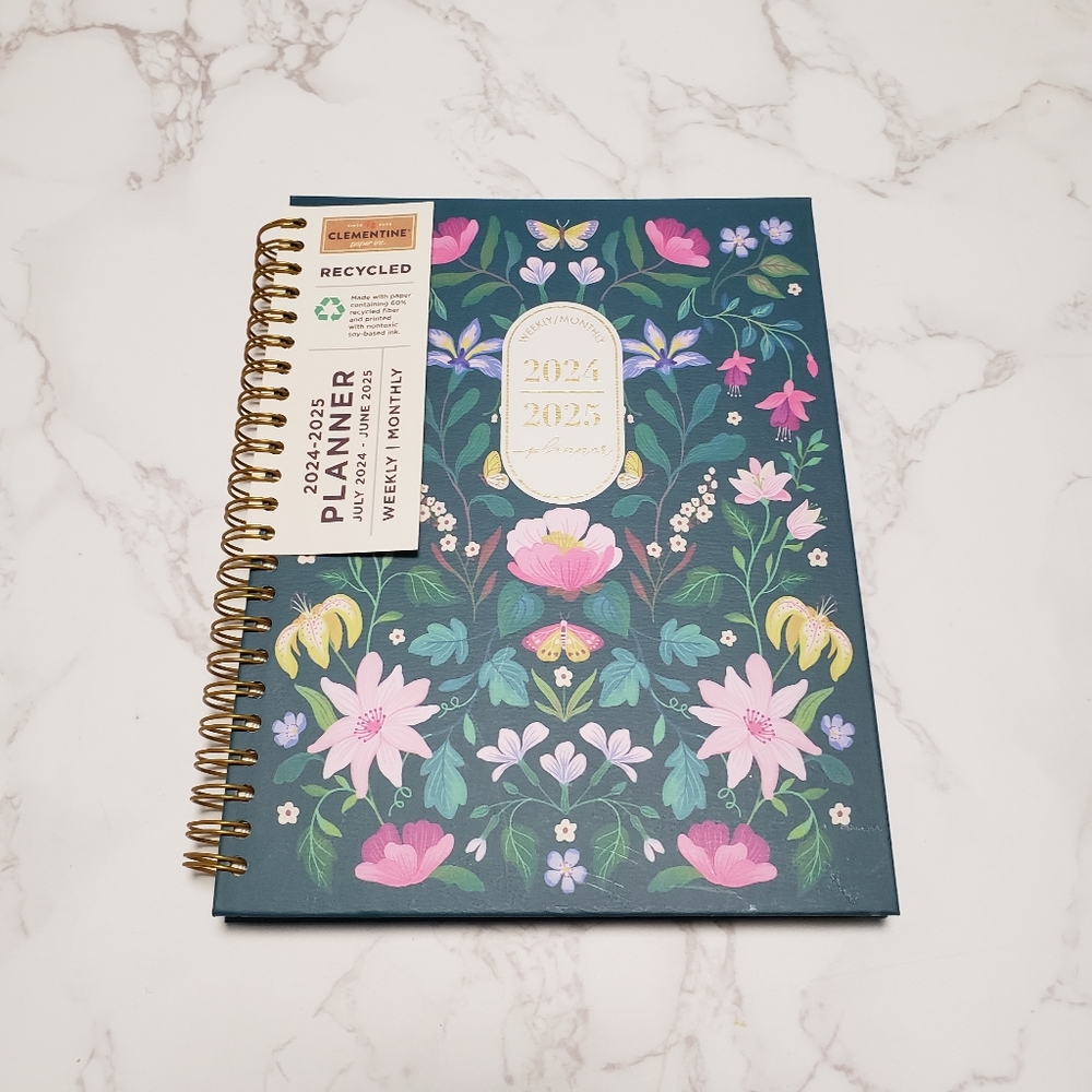 Clementine Recycled 2024-2025 Weekly/Monthly Planner.